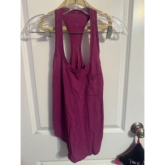 Lululemon Fuschia Tank - Picture 1 of 2